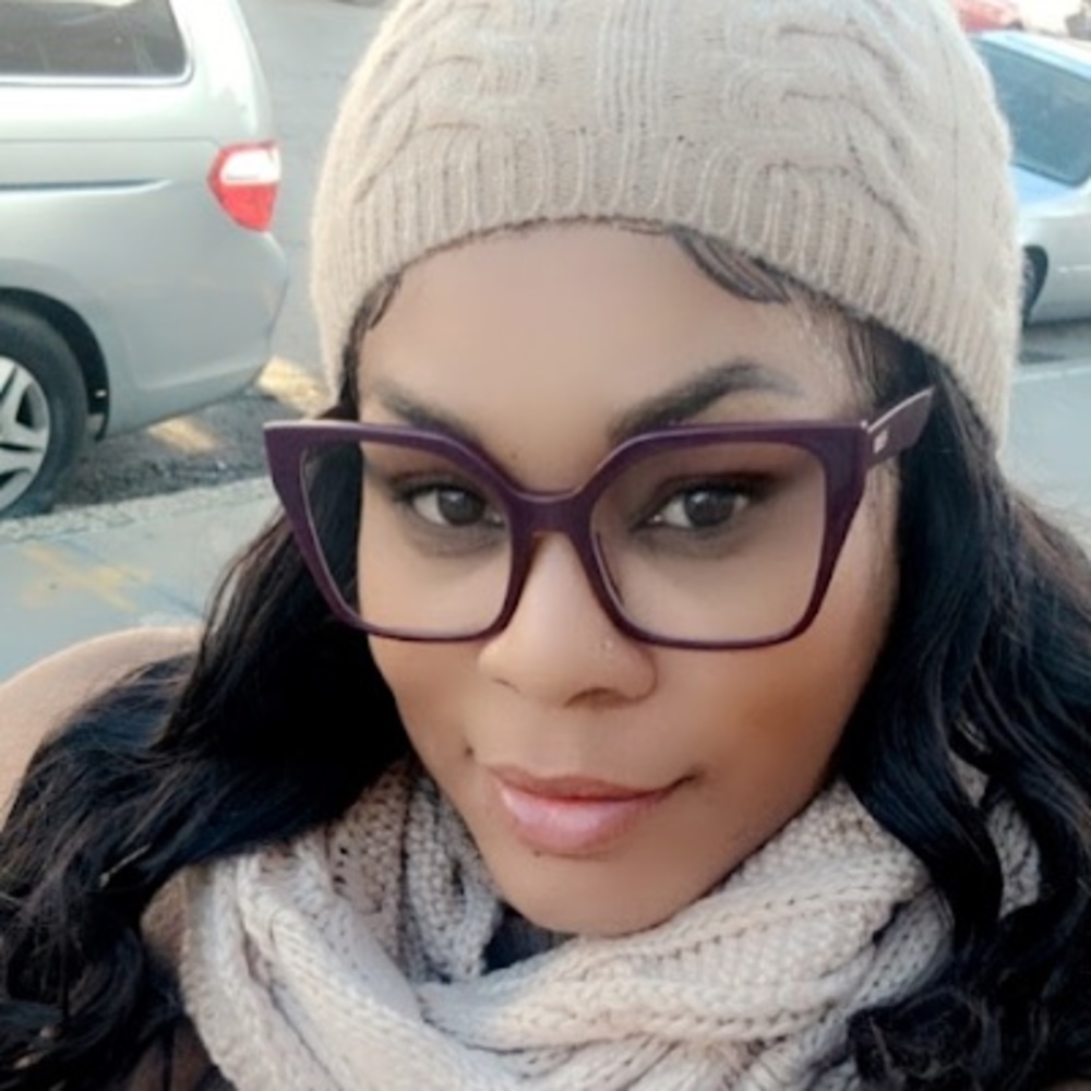 Meet your Posher, Nicky